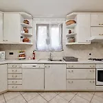 Feriehus Amelie Kaštelir